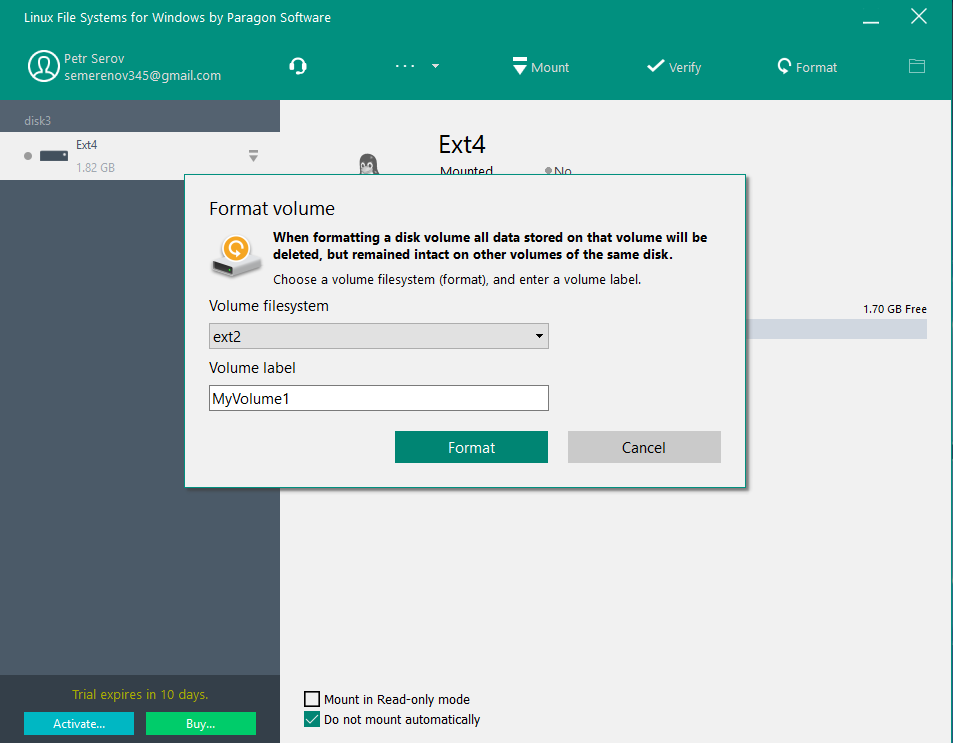 Linux File Systems for Windows by Paragon Software. Formatuj wolumin za pomocą systemów plików ExtFS / Btrfs / XFS. Zrzut ekranu.